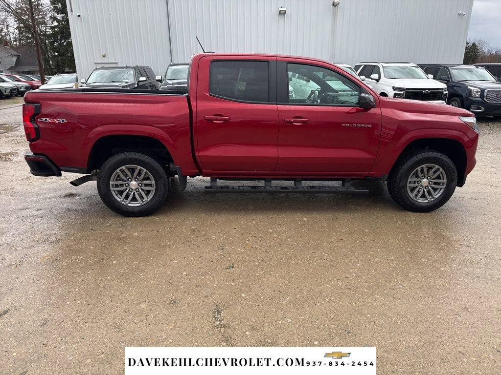 Used 2024 Chevrolet Colorado LT w/ LT Convenience Package II image 6