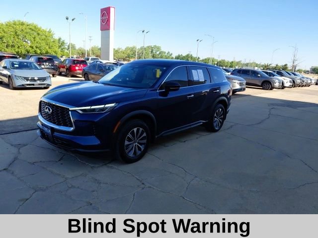 Used 2023 INFINITI QX60 Pure AWD/4WD image 9