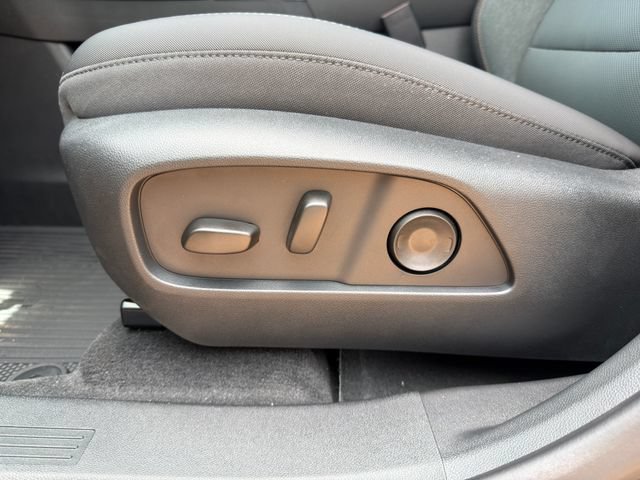 New 2026 GMC Terrain AT4 w/ Technology Package II AWD/4WD image 21