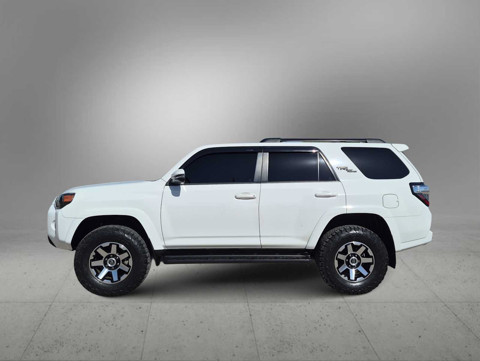 Used 2019 Toyota 4Runner TRD Off-Road Premium AWD/4WD image 5