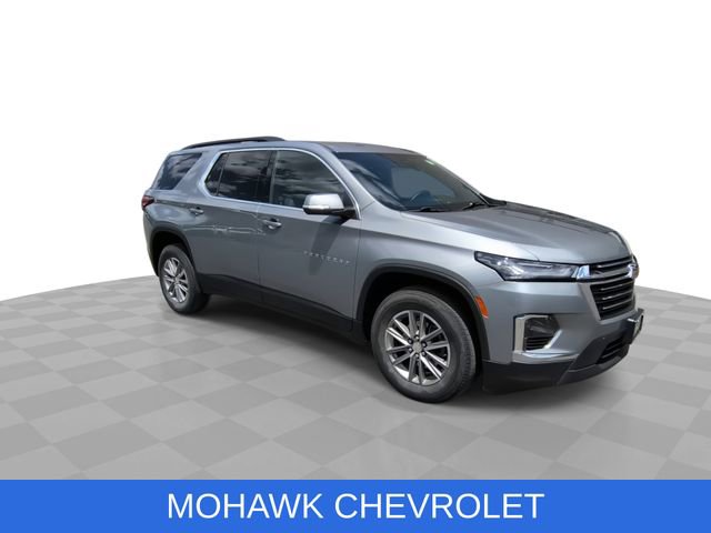 Used 2024 Chevrolet Traverse LT AWD/4WD image 2