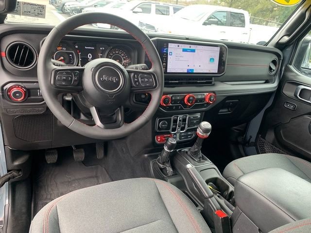 Used 2024 Jeep Wrangler Unlimited Rubicon w/ Convenience Group image 18