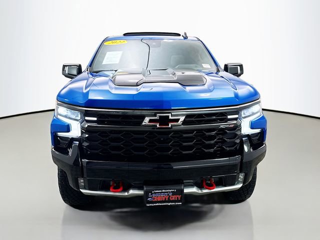 Used 2022 Chevrolet Silverado 1500 ZR2 w/ Technology Package image 2
