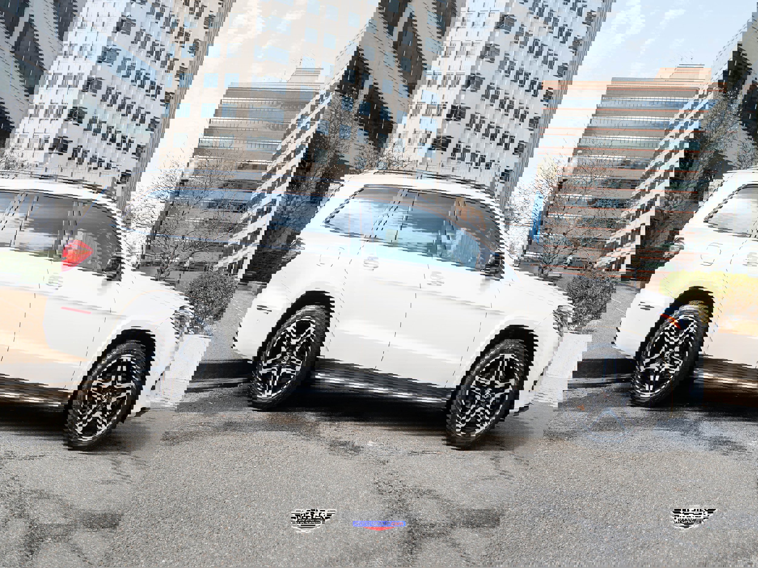 Used 2017 Mercedes-Benz GLS 550 4MATIC image 8