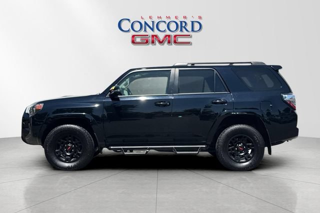 Used 2021 Toyota 4Runner Venture AWD/4WD image 7