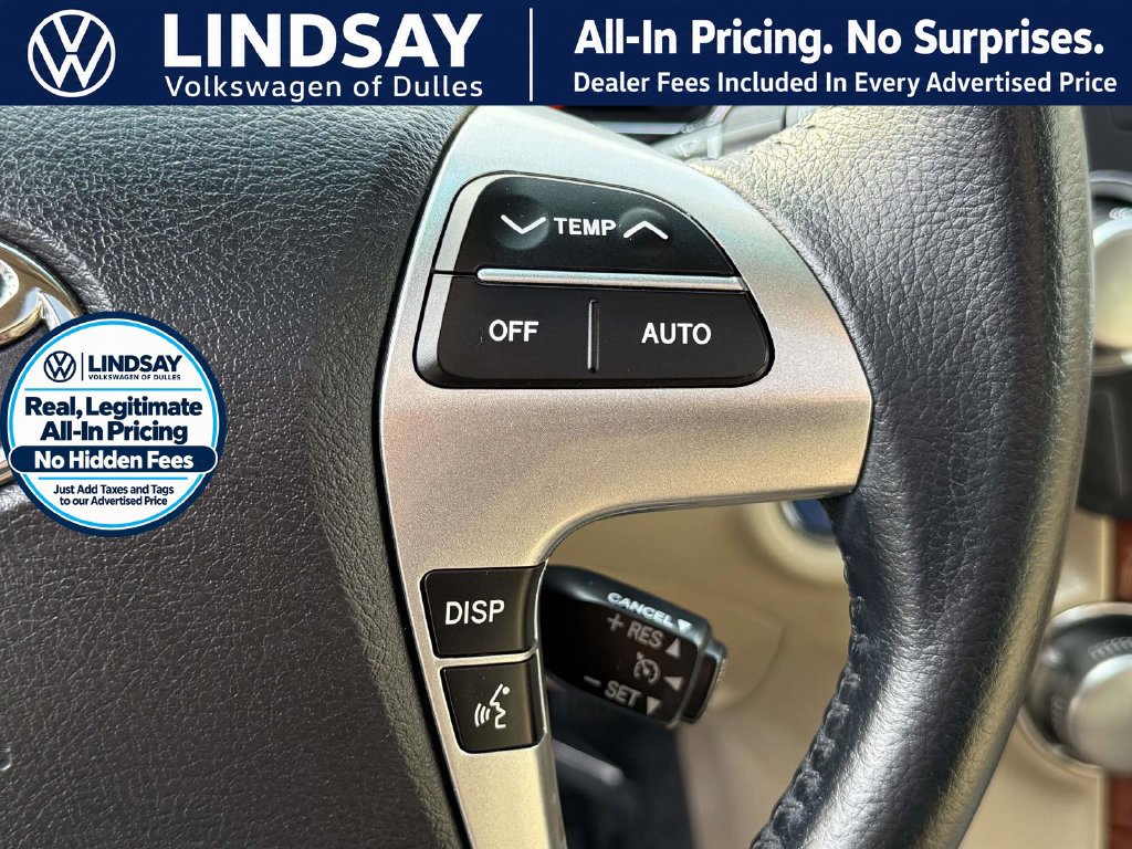 Used 2012 Toyota Highlander Limited AWD/4WD image 23