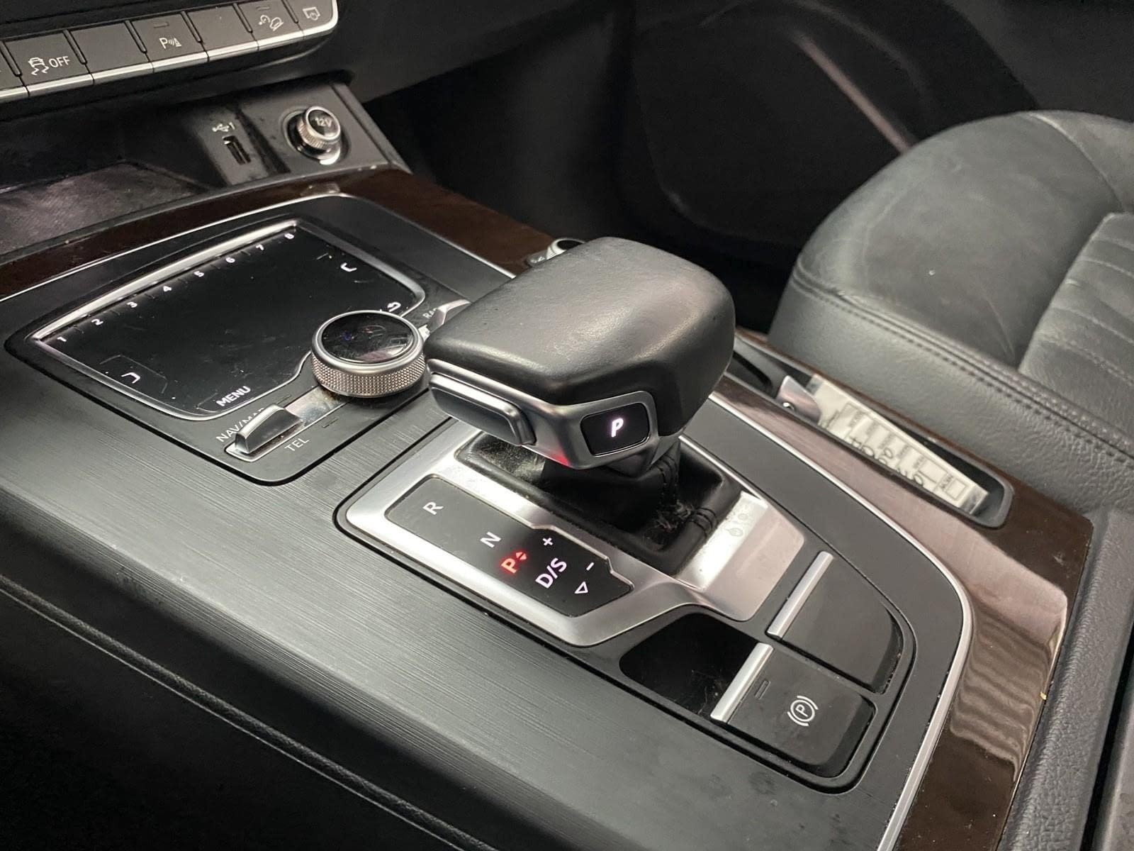Used 2018 Audi Q5 2.0T Premium Plus w/ Premium Plus Package AWD/4WD image 24