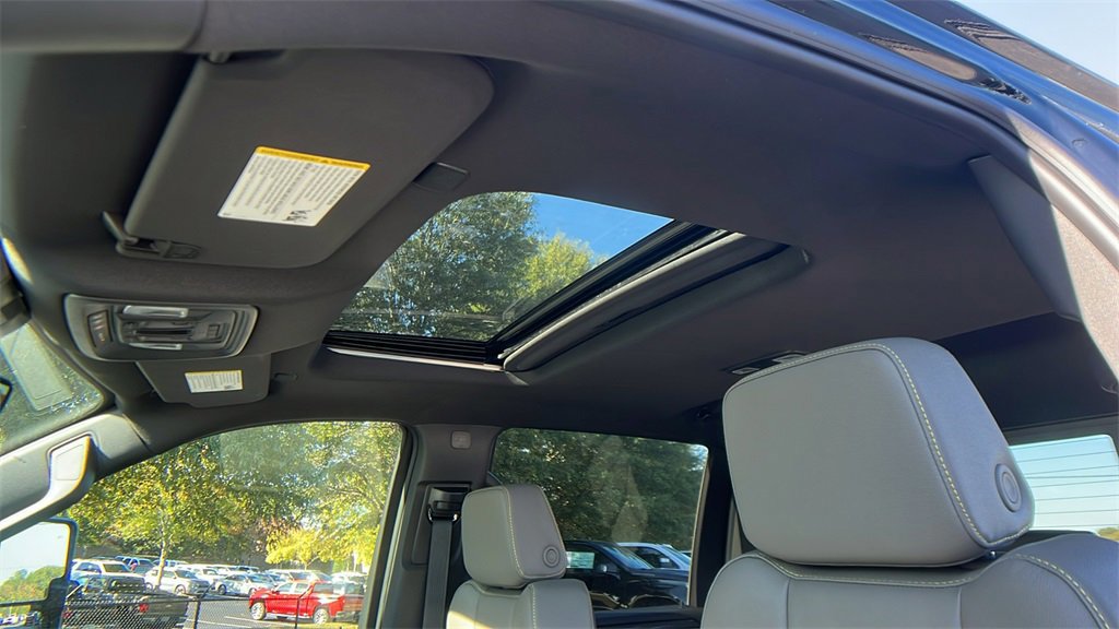 New 2026 Chevrolet Silverado 2500 ZR2 image 16