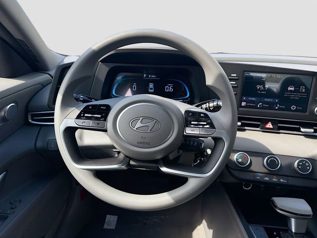 New 2026 Hyundai Elantra SE image 21