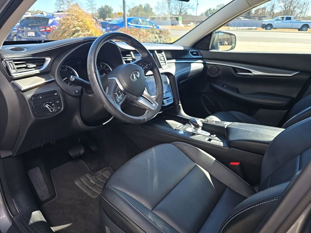 Used 2021 INFINITI QX50 Pure image 13