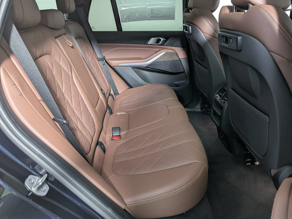 Certified 2023 BMW X5 xDrive40i w/ M Sport Package AWD/4WD image 43
