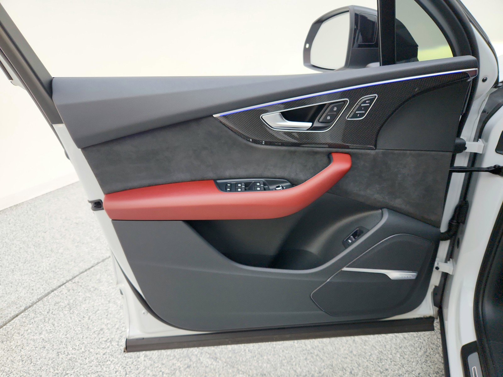 Used 2020 Audi SQ7 Prestige w/ S Sport Package image 26