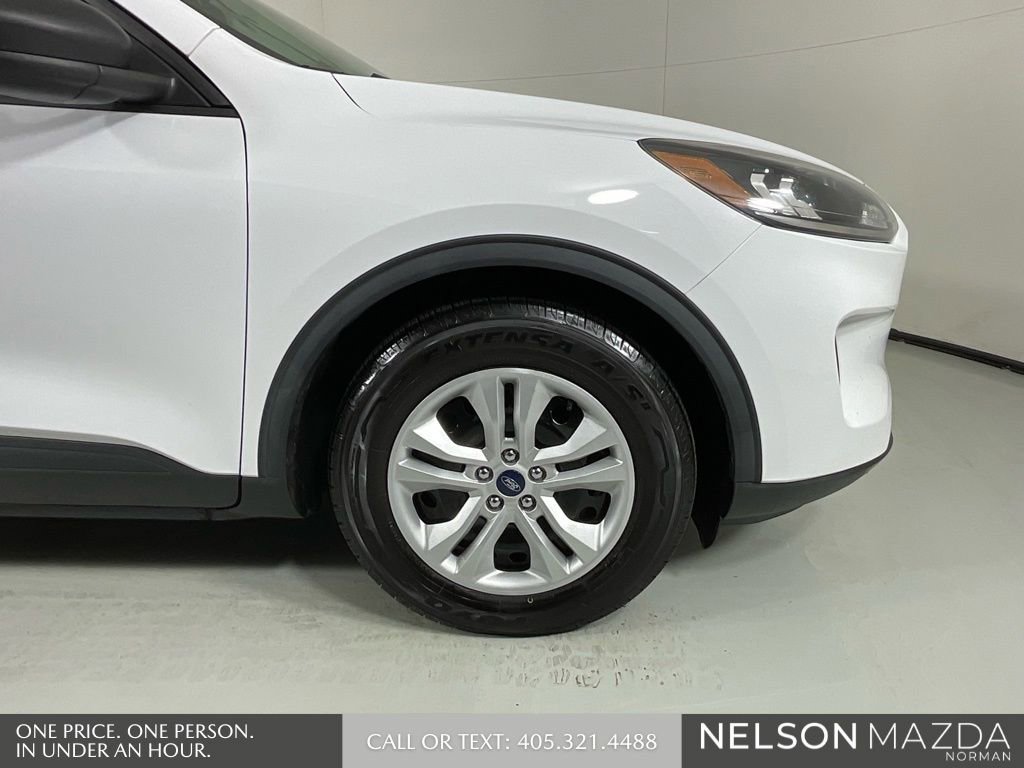 Used 2021 Ford Escape S image 10