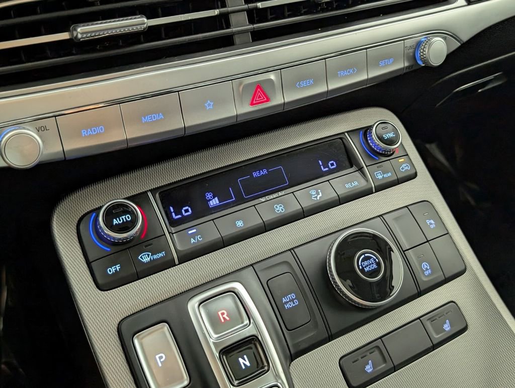 Used 2022 Hyundai Palisade SEL image 18