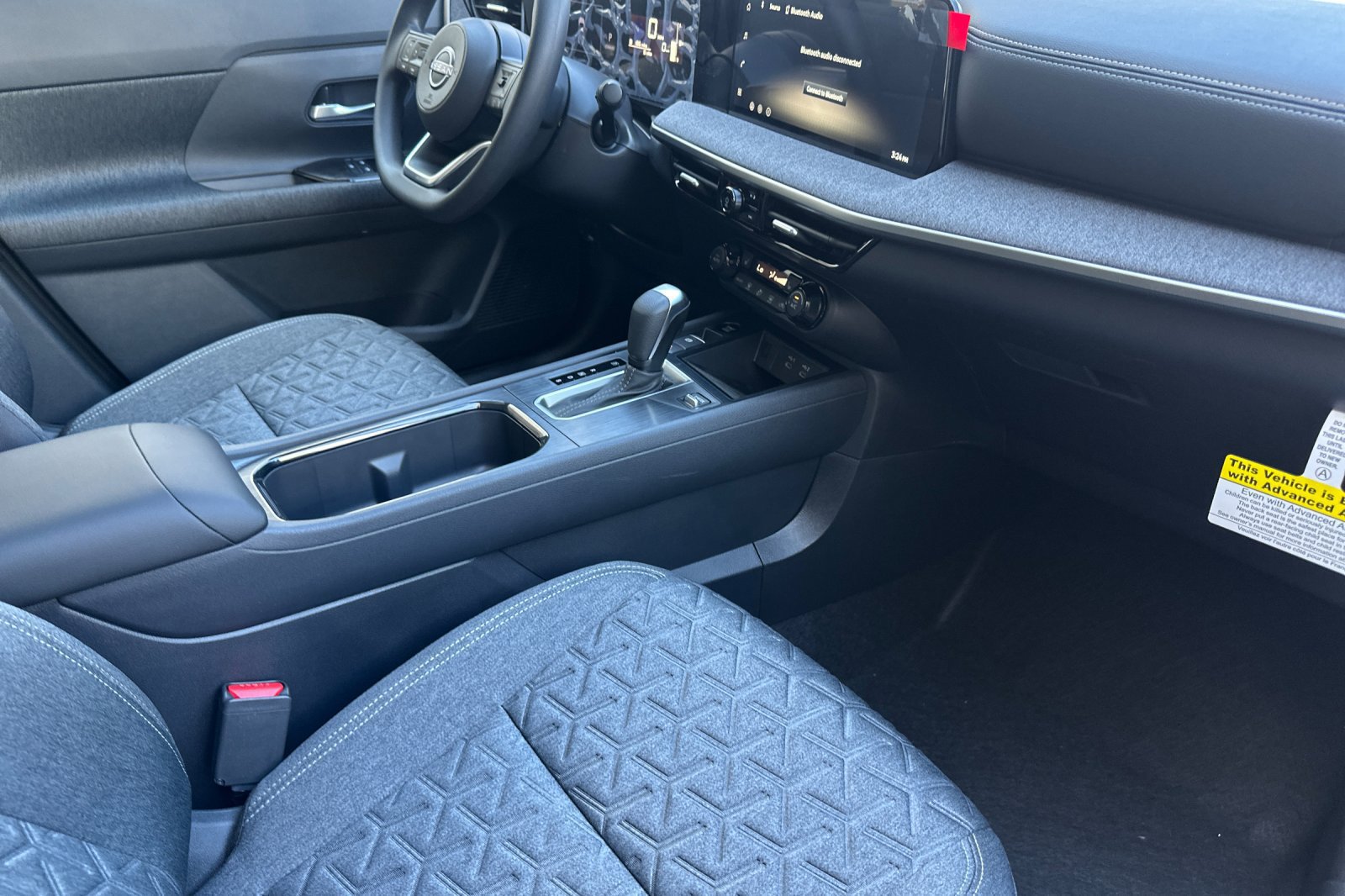 New 2026 Nissan Kicks SV w/ SV Premium Package FWD image 13