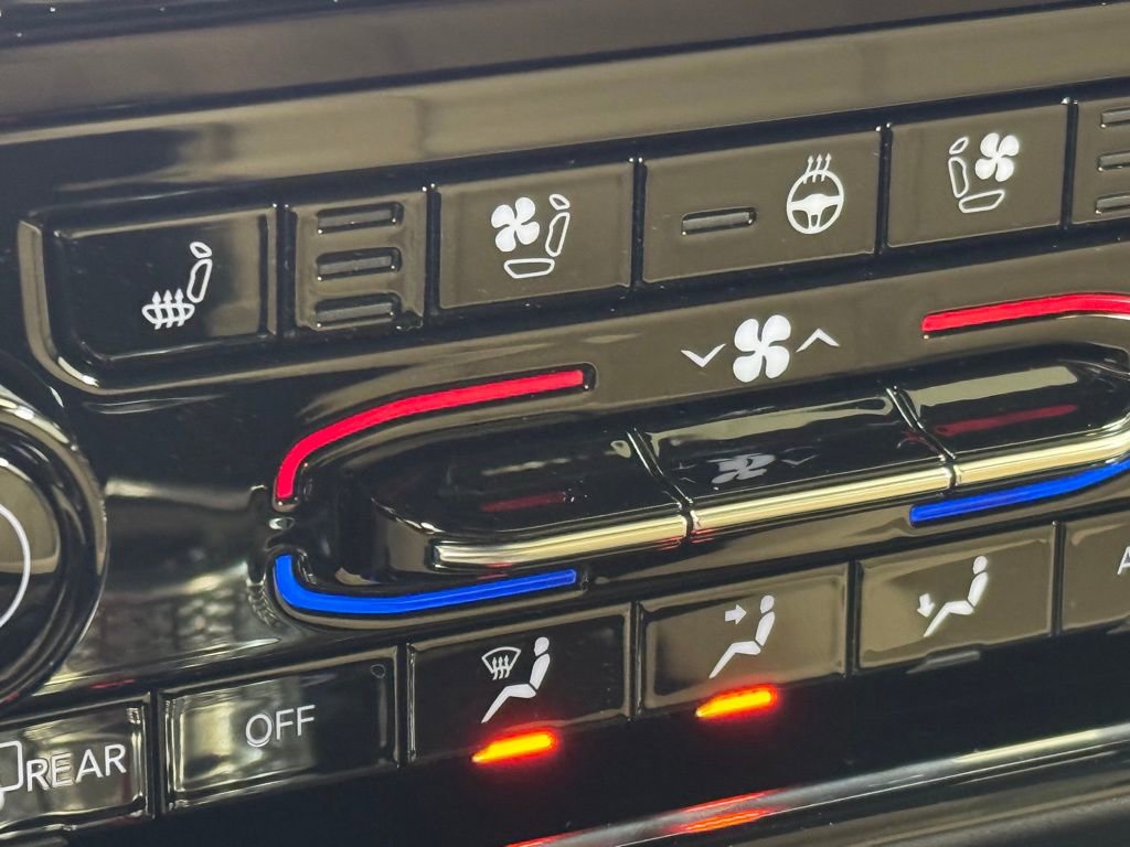 Used 2025 Jeep Grand Cherokee Limited 4xe w/ Luxury Tech Group II image 42