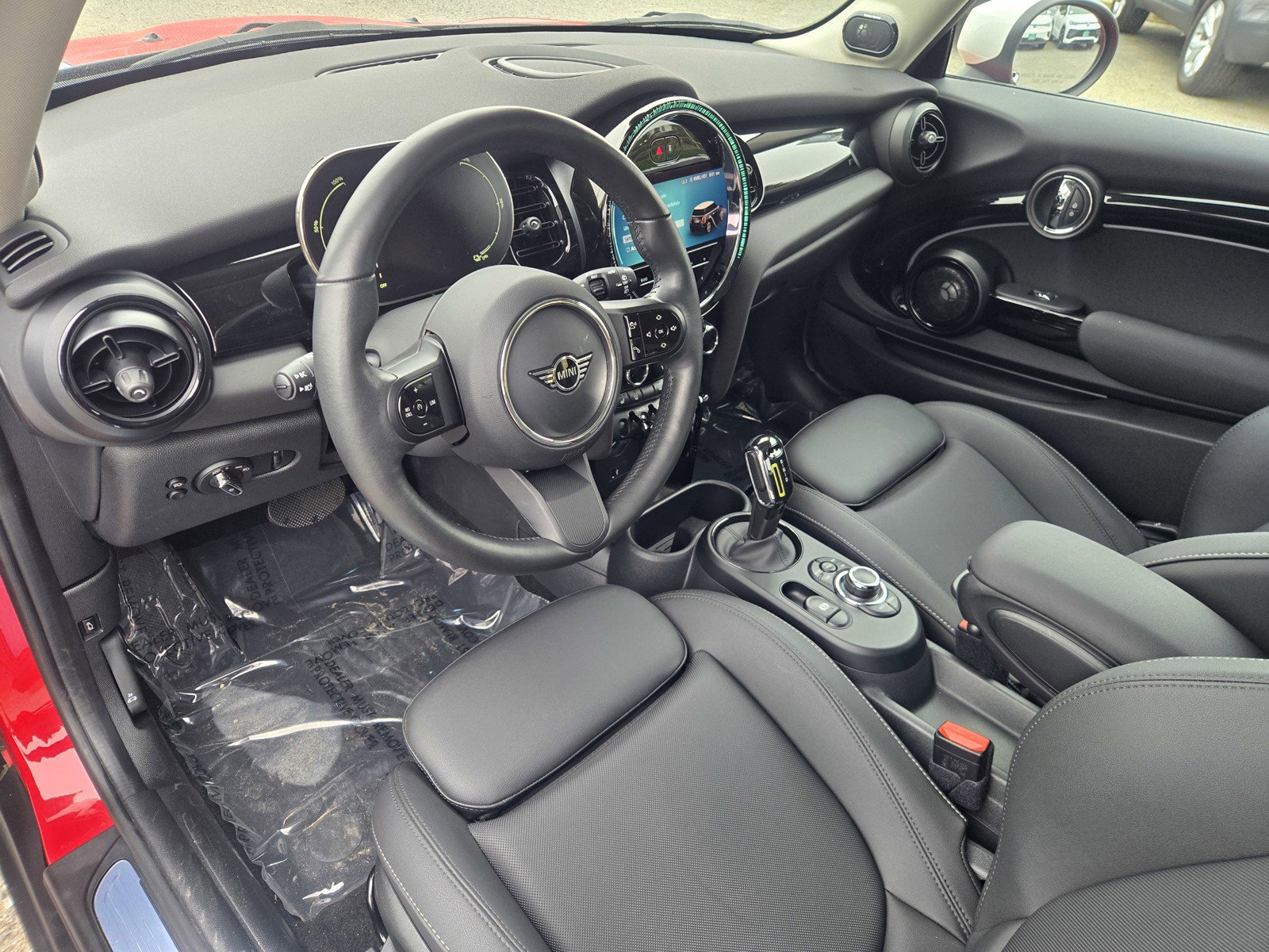 Used 2024 MINI Cooper SE image 10