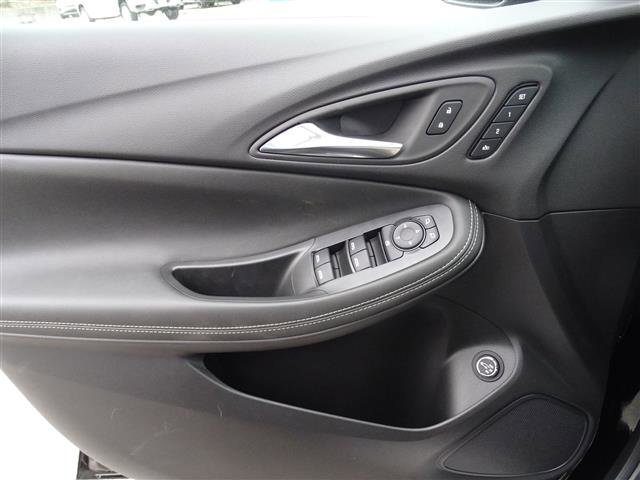 Used 2023 Buick Encore GX Essence w/ Experience Buick Package image 16