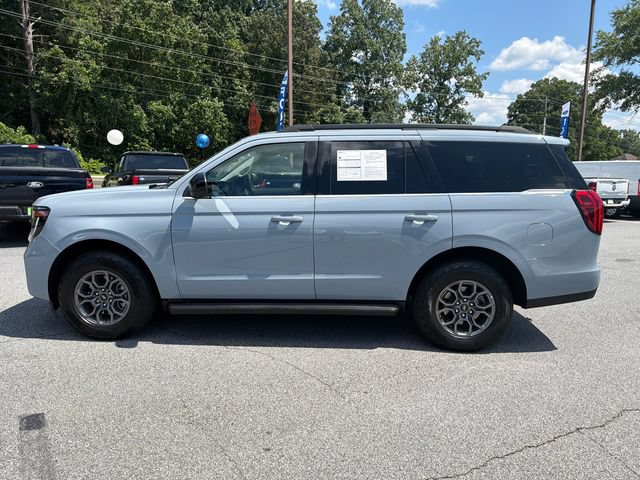 Used 2025 Ford Expedition Active RWD image 4