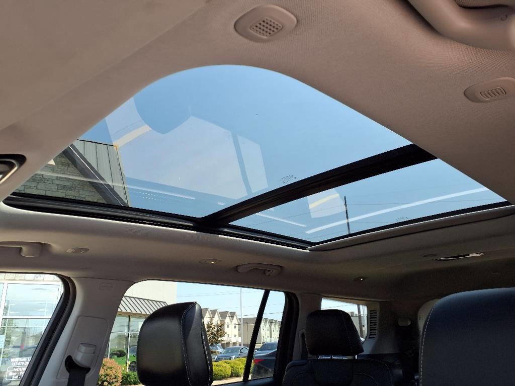 Used 2022 Jeep Grand Cherokee L Limited image 23