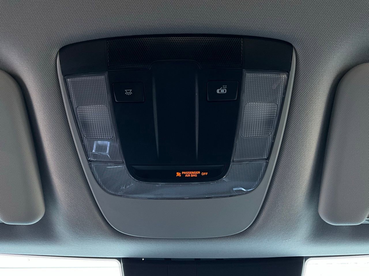 Used 2025 Kia Sportage LX image 16