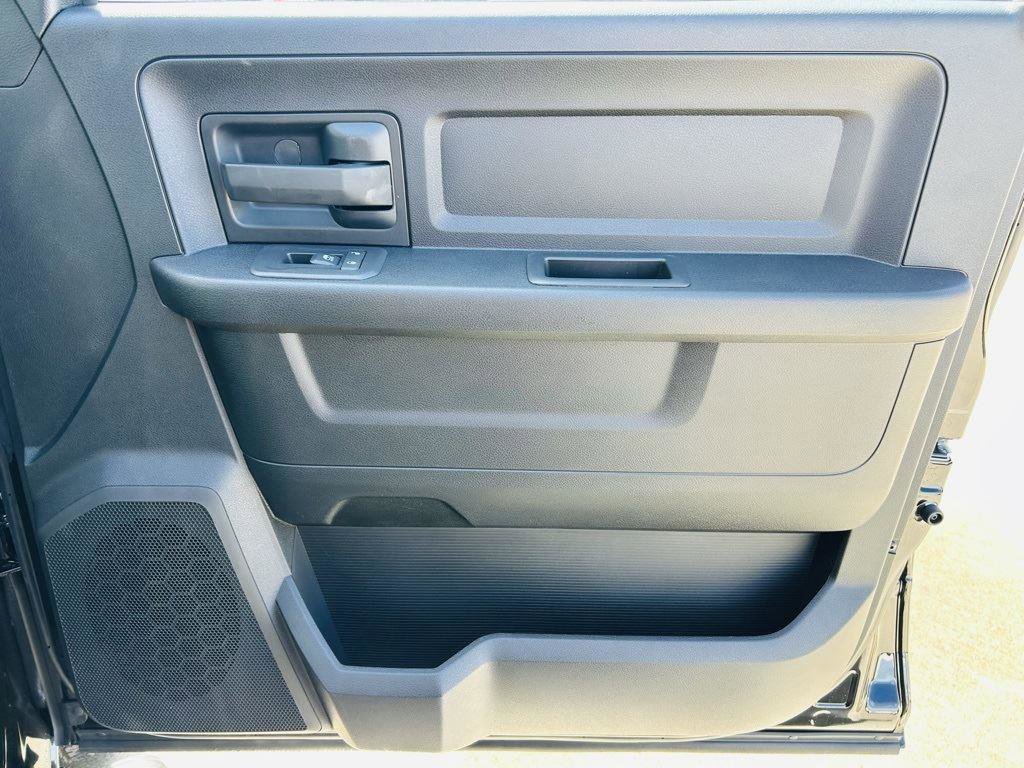 New 2025 RAM 2500 Tradesman image 29