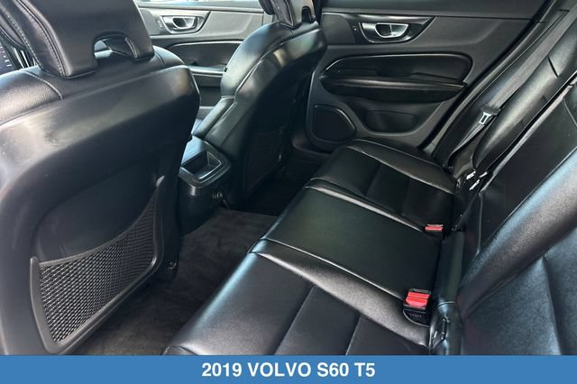 Used 2019 Volvo S60 T5 Momentum w/ Premium Package FWD image 13