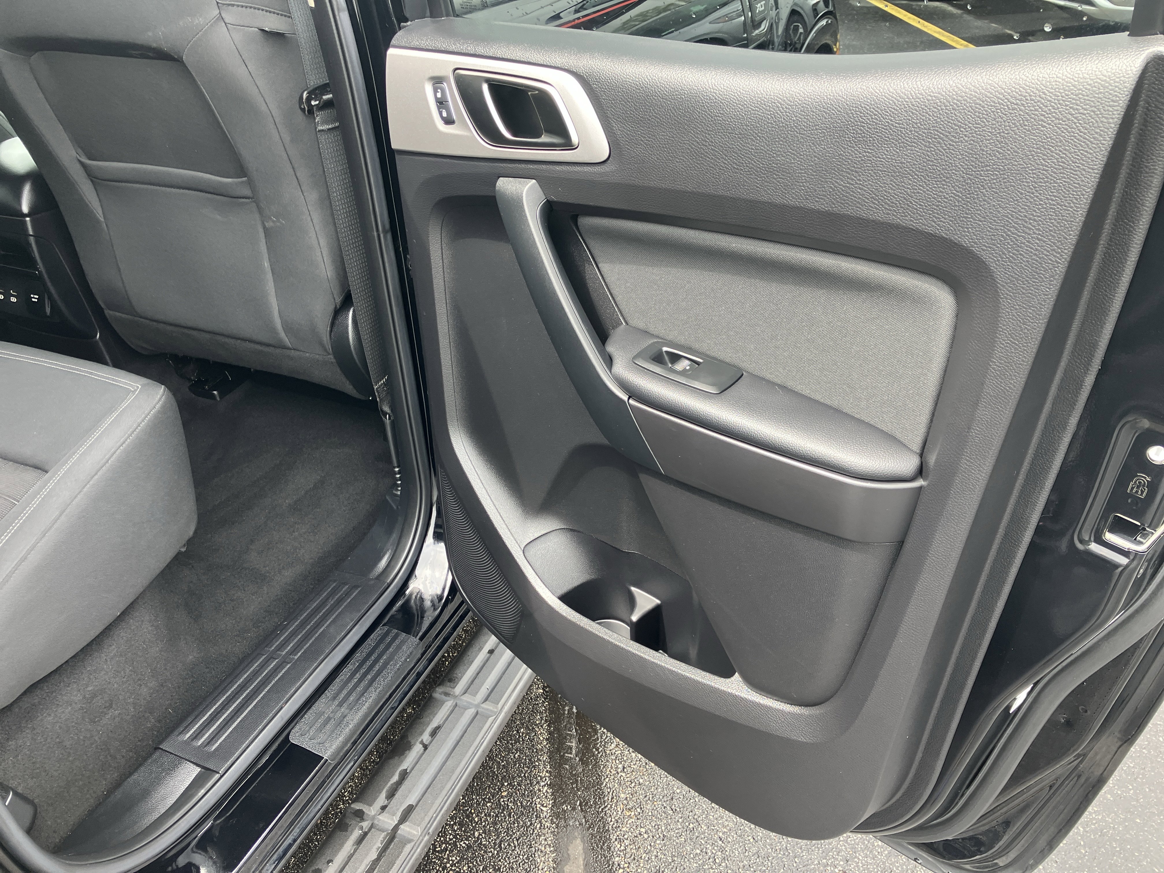 Used 2019 Ford Ranger XLT w/ Equipment Group 302A Luxury AWD/4WD image 12