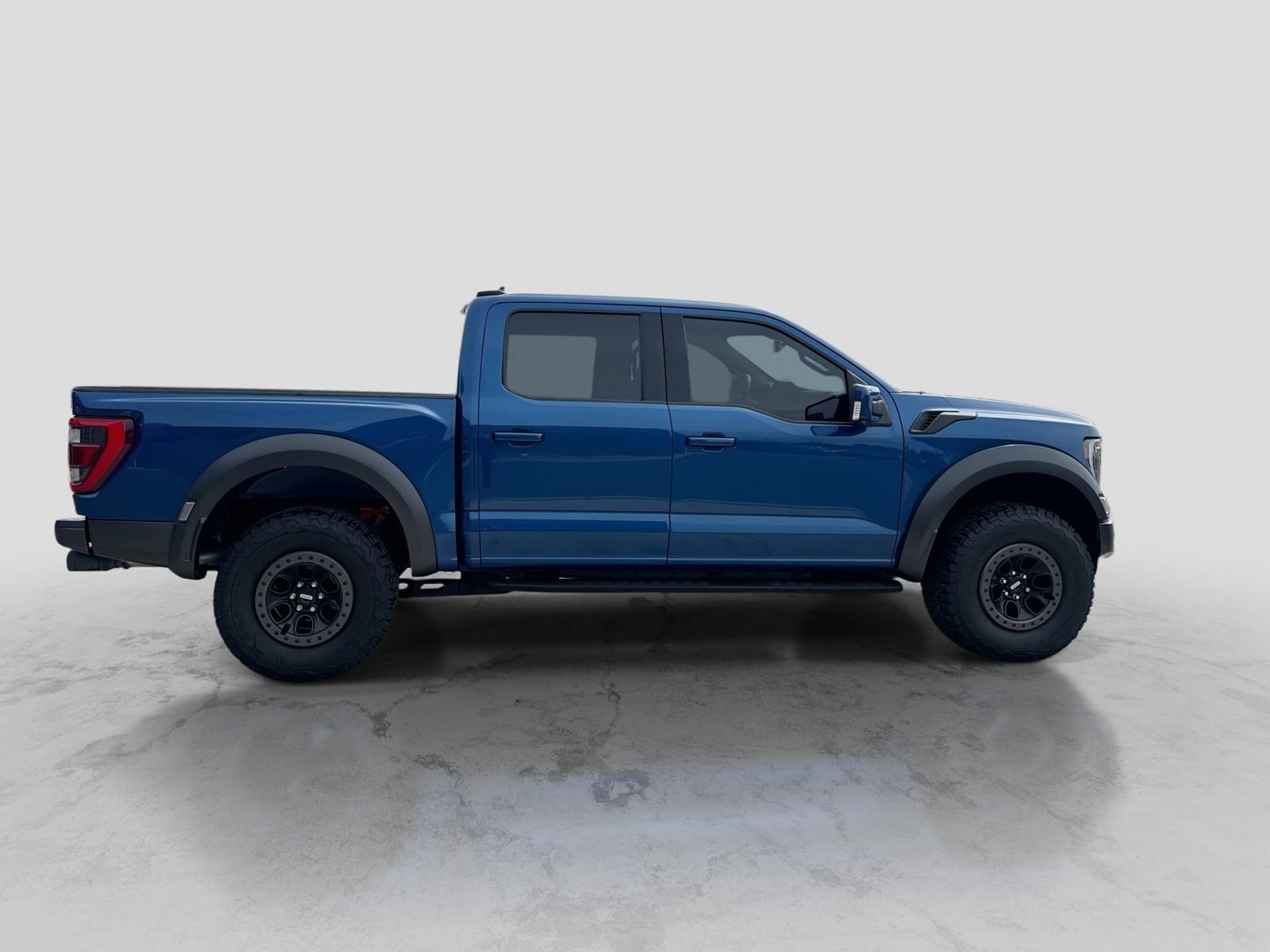 Used 2022 Ford F150 Raptor w/ Equipment Group 801A High AWD/4WD image 9