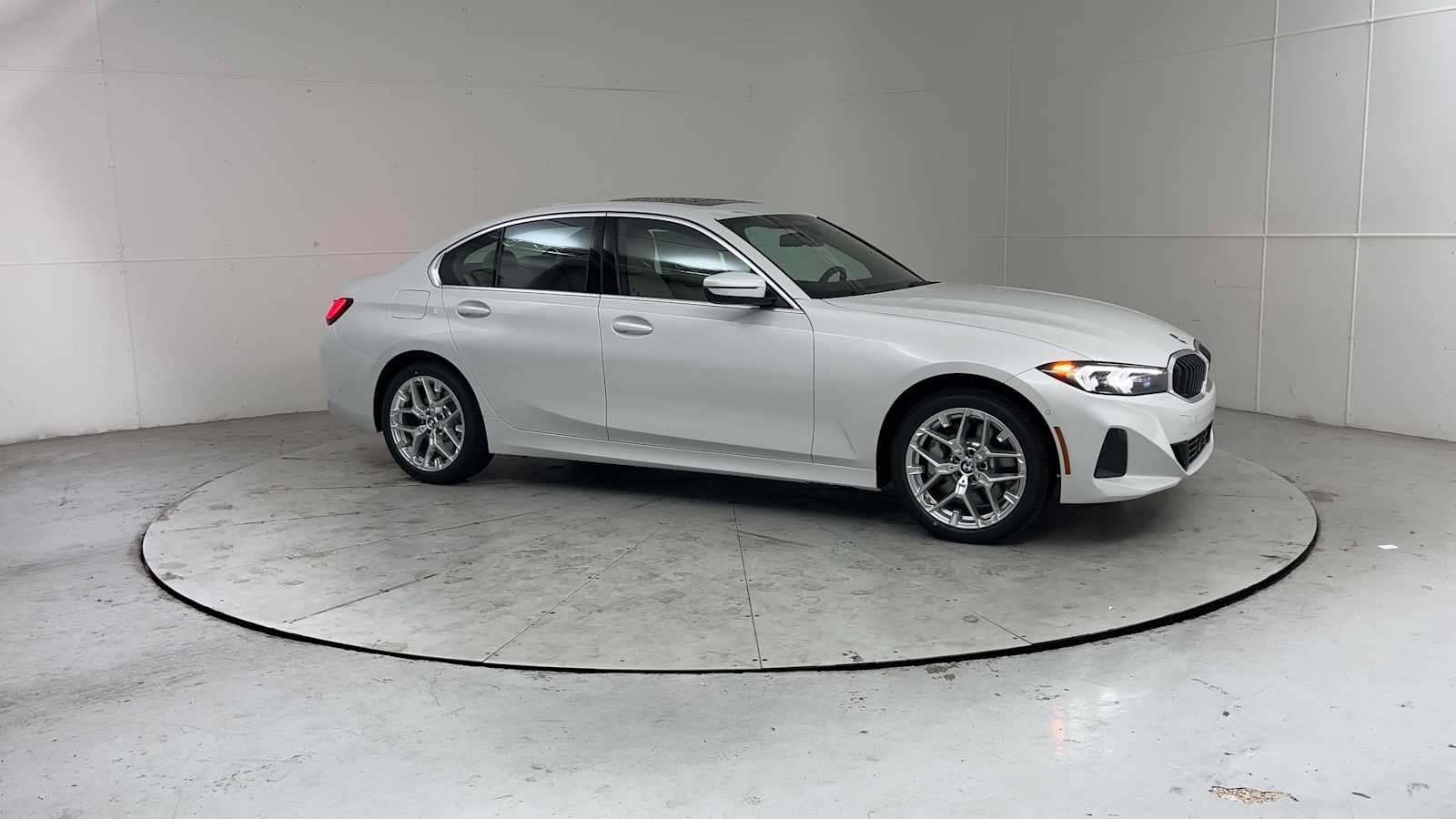 New 2026 BMW 330i xDrive Sedan w/ Premium Package AWD/4WD image 8