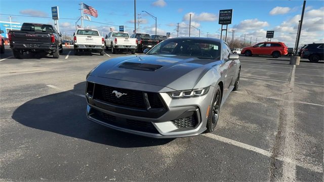 Used 2024 Ford Mustang GT image 3