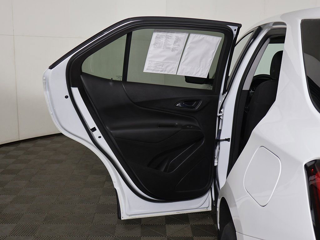 Used 2024 Chevrolet Equinox LT w/ LPO, Floor Liner Package image 19