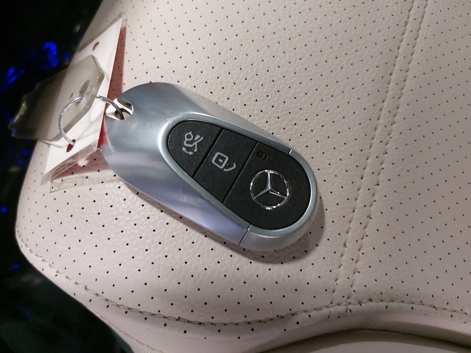 Used 2024 Mercedes-Benz C 300 4MATIC Sedan image 36