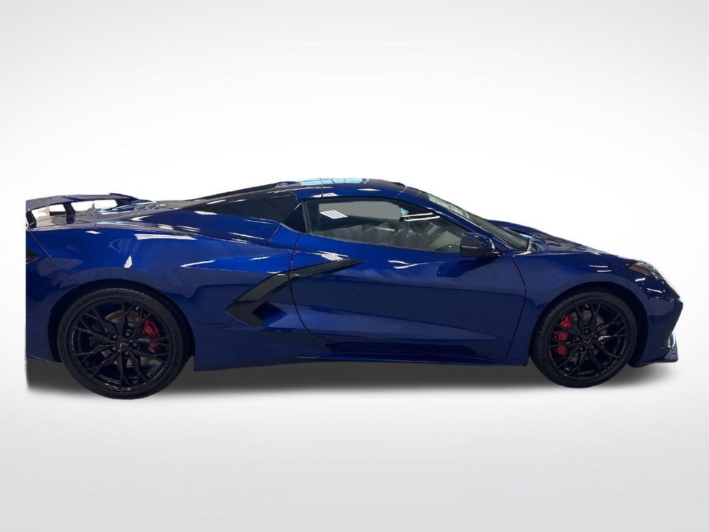 New 2027 Chevrolet Corvette Stingray Convertible w/ Z51 Performance Package RWD image 6