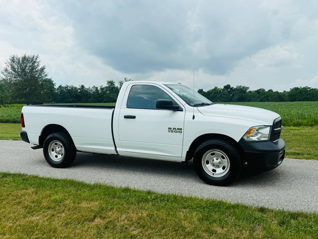 Used 2018 RAM 1500 Express RWD image 4