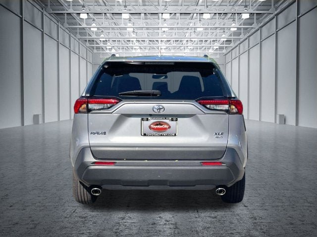 Certified 2025 Toyota RAV4 XLE AWD/4WD image 9