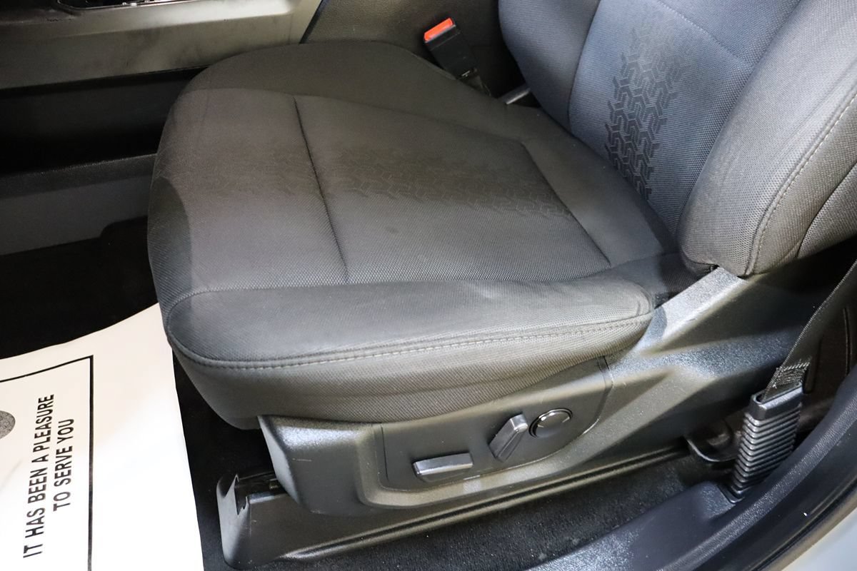 Used 2019 Ford F150 XLT w/ Equipment Group 302A Luxury AWD/4WD image 41