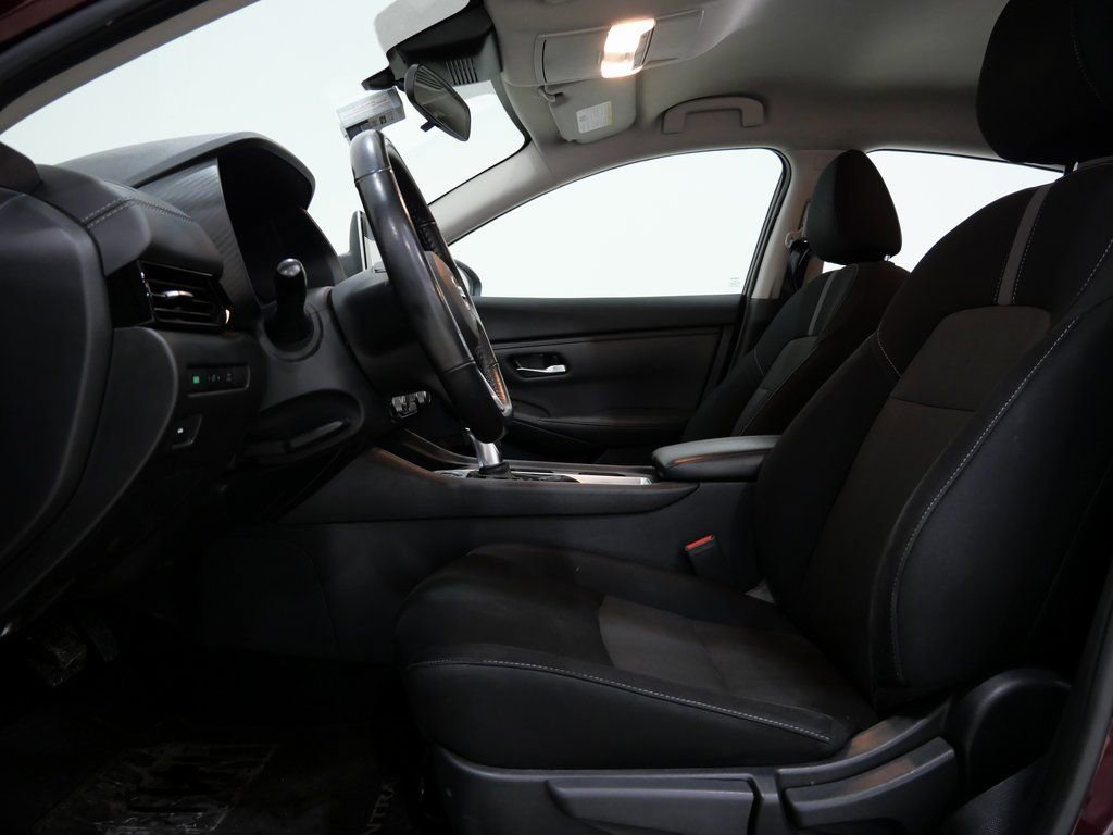 Used 2022 Nissan Sentra SV image 11