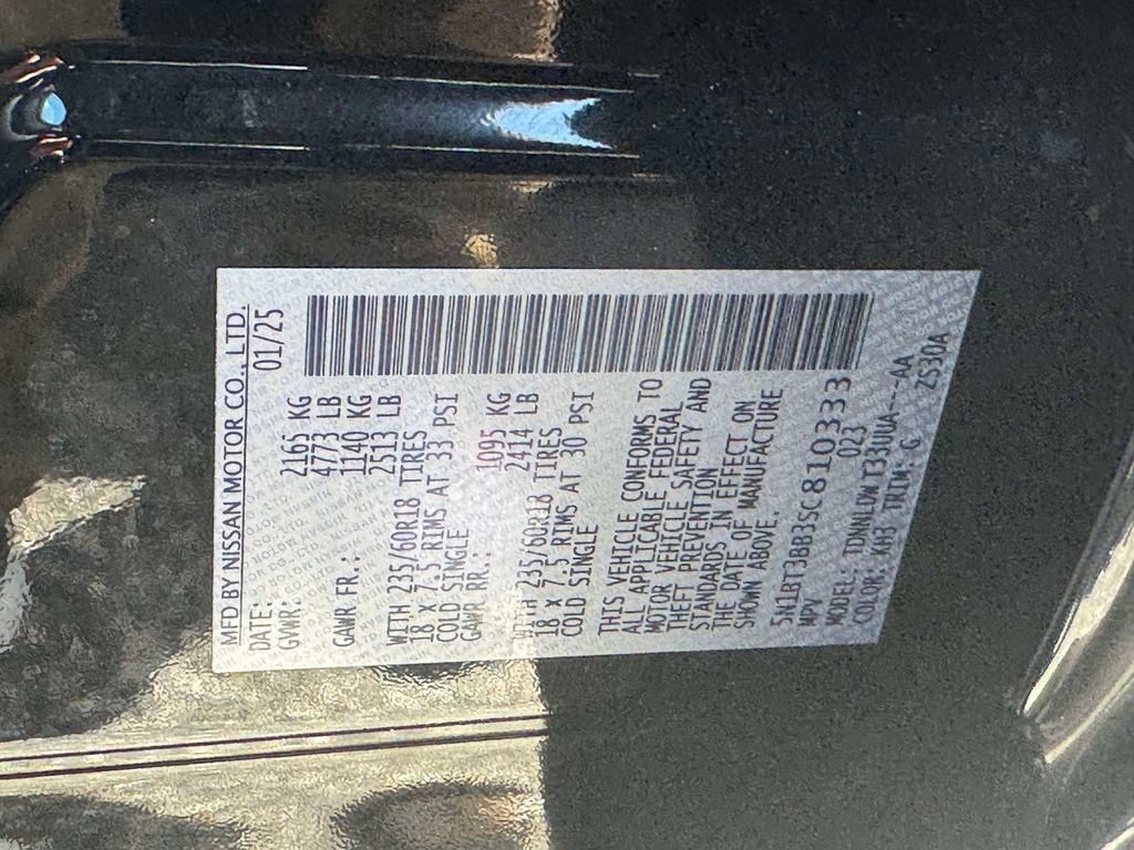 Used 2025 Nissan Rogue SV AWD/4WD image 18