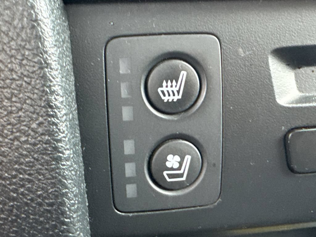 Used 2020 Honda Pilot Touring image 36