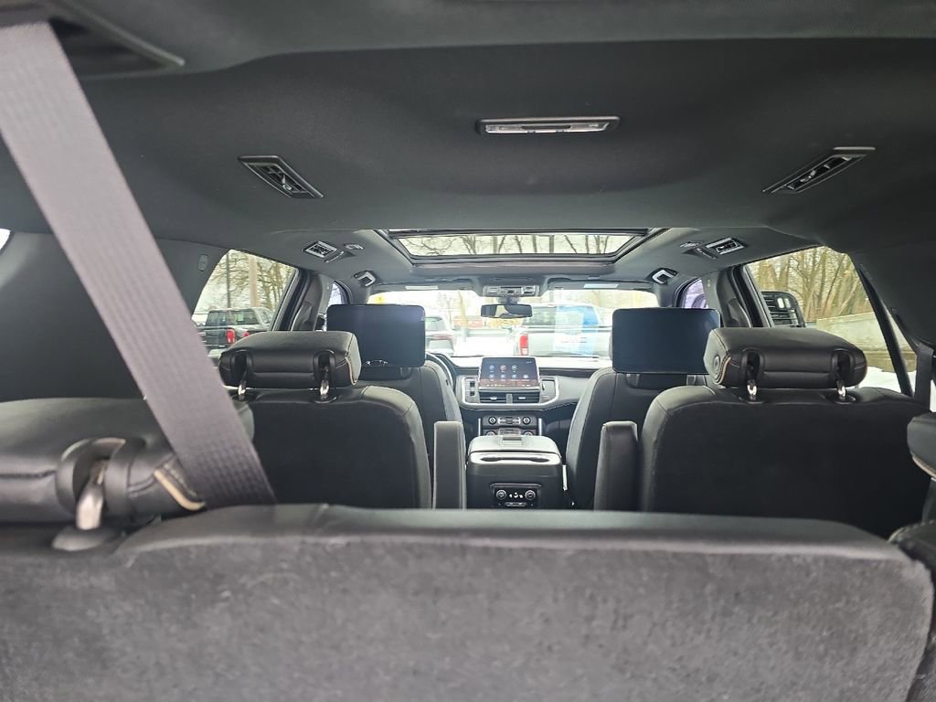 Used 2021 Chevrolet Tahoe Premier AWD/4WD image 13