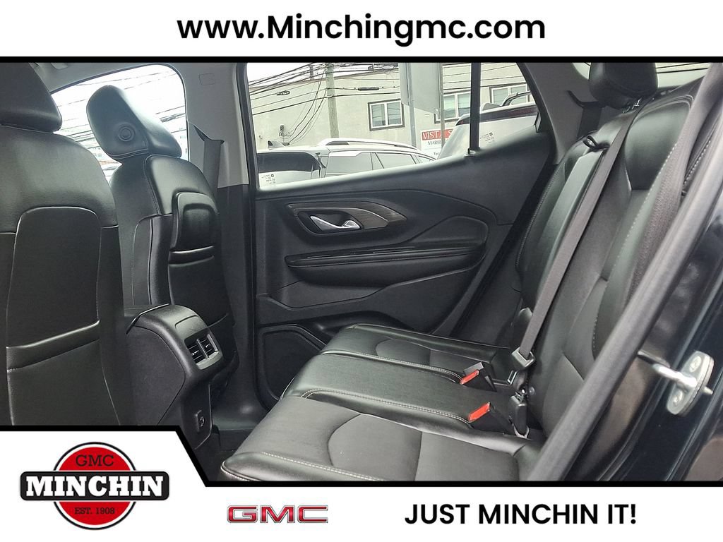 Used 2022 GMC Terrain SLT w/ Tech Package AWD/4WD image 10