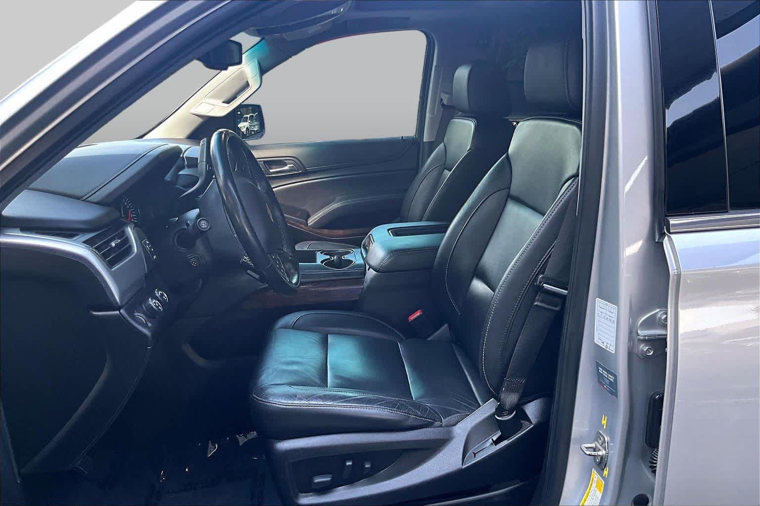 Used 2019 Chevrolet Tahoe LT AWD/4WD image 9