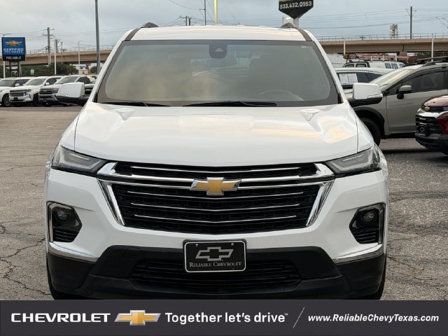 Used 2023 Chevrolet Traverse LT FWD image 8