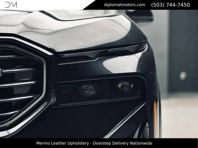 Used 2023 BMW XM AWD/4WD image 13