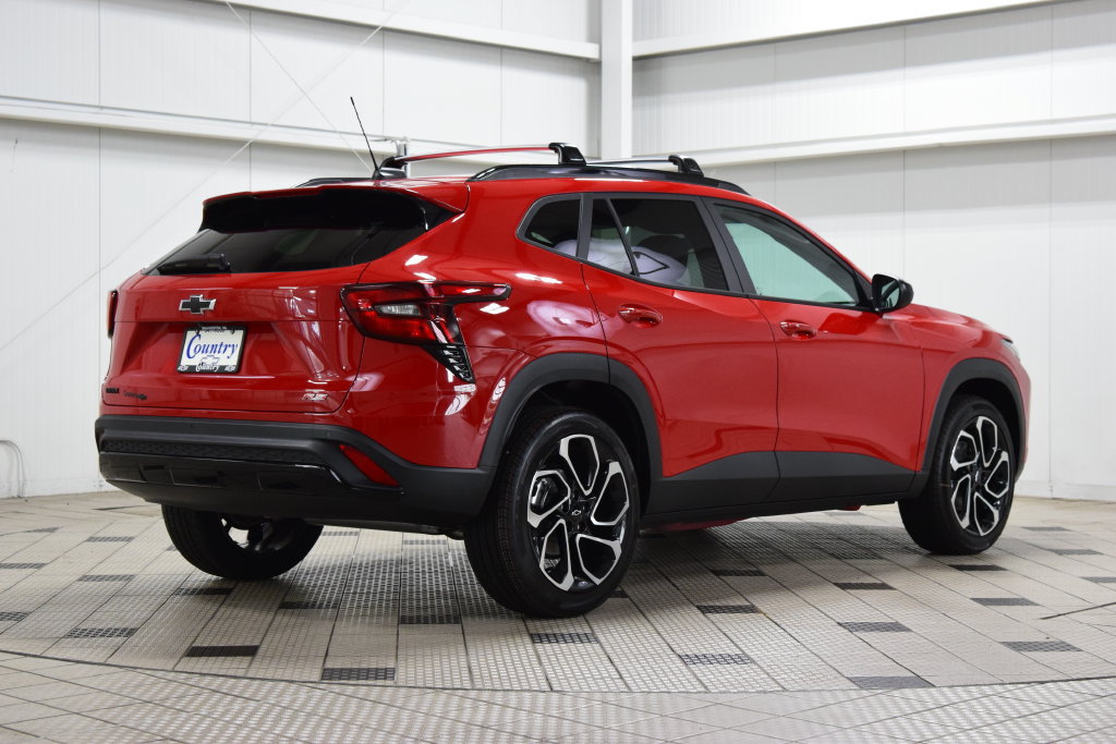 New 2026 Chevrolet Trax RS w/ Sunroof Package FWD image 8