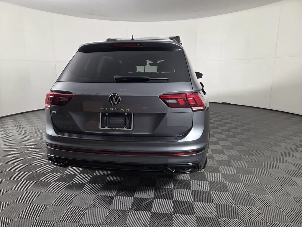 Used 2023 Volkswagen Tiguan SE R-Line FWD image 5