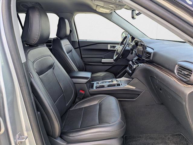 Used 2023 Ford Explorer Limited w/ Equipment Group 301A image 21
