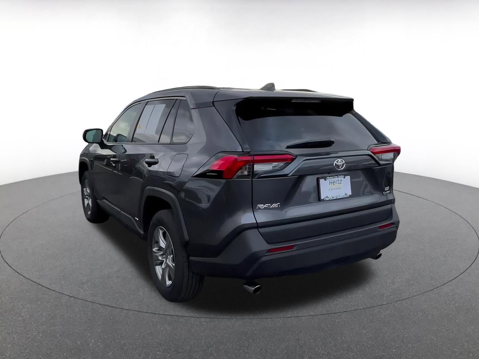 Used 2025 Toyota RAV4 LE image 11