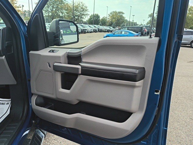 Used 2018 Ford F150 XLT w/ Equipment Group 302A Luxury image 18